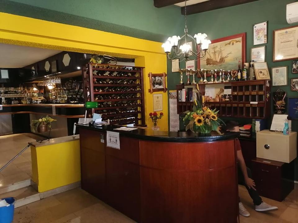 Sulentic Sobe I Restoran Virovitica Exterior foto